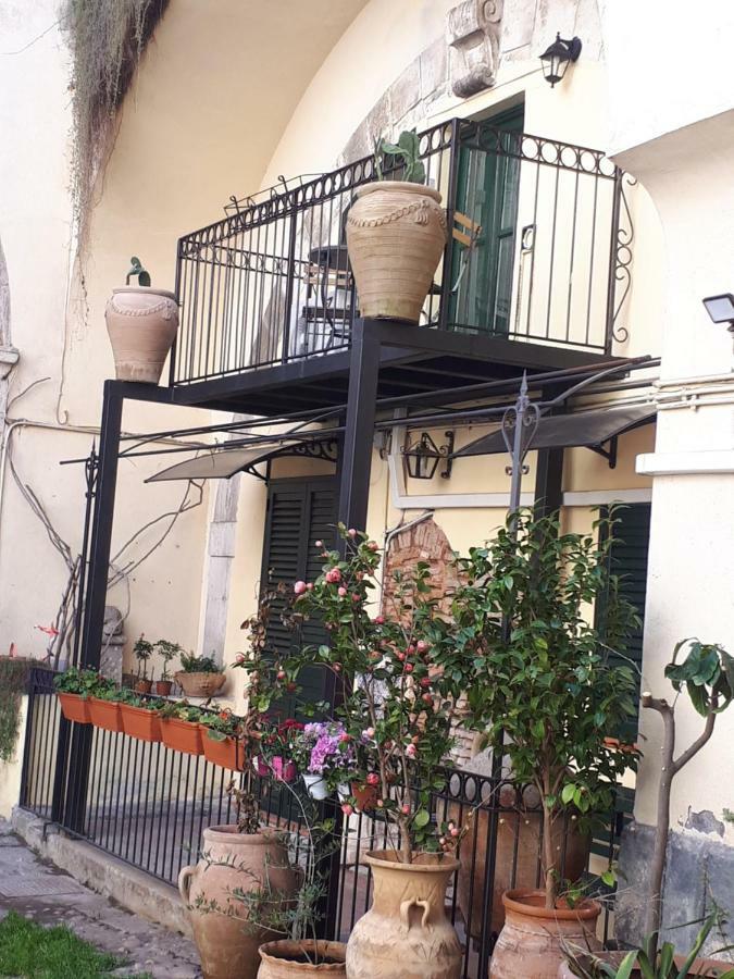 Mamarico' Apartament 카타니아 외부 사진